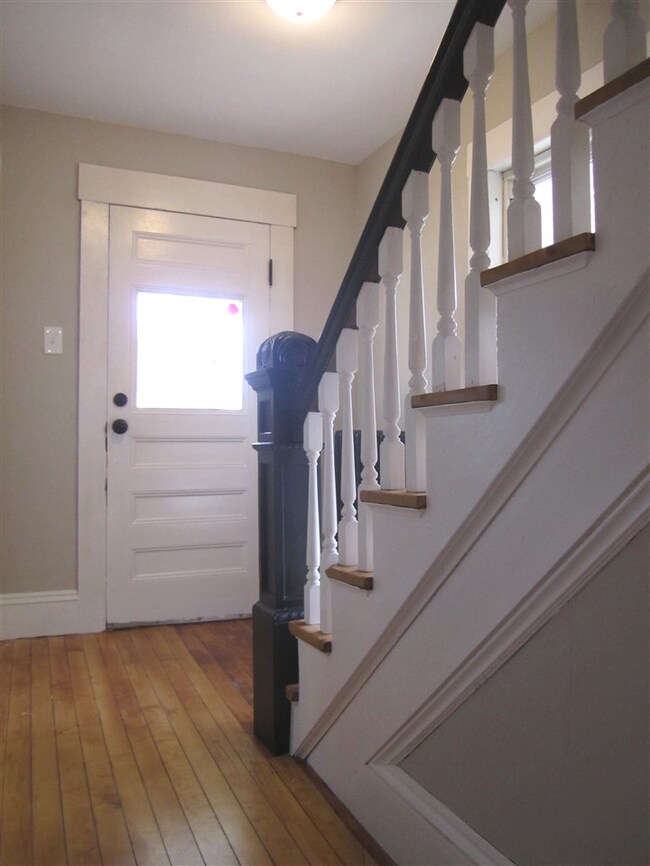 31 Pleasant St, Pembroke, NH 03275 - photo 7