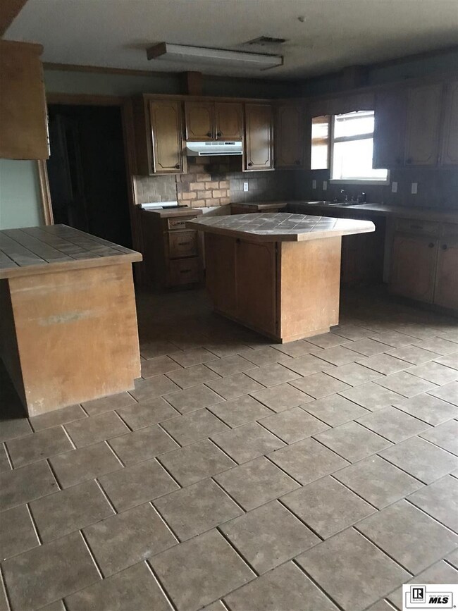 199 Duke Rd, Columbia, LA 71418 - photo 2