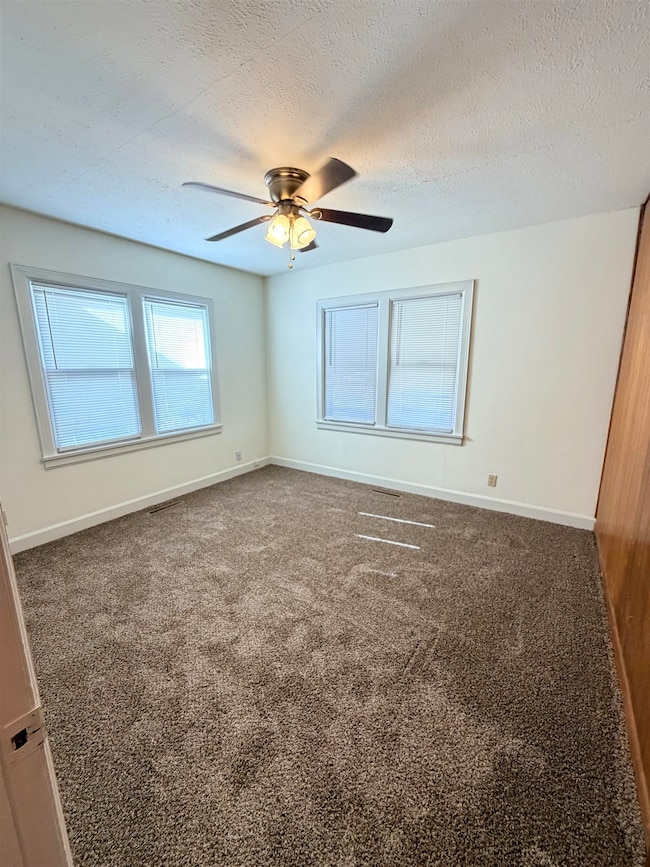 621 N 12th St, Enid, OK 73701 - photo 4