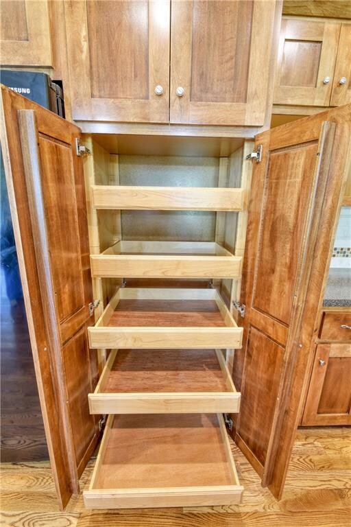 10506 W 49th Place, Shawnee, KS 66203 - photo 7