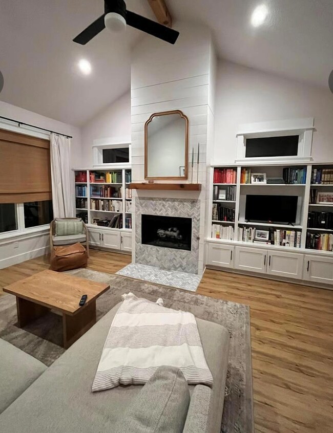 303 W Austin St, Kyle, TX 78640 - photo 6