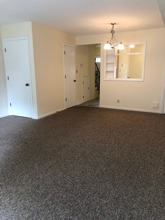 909 Windsor Dr unit 909, Framingham, MA 01701 - photo 4