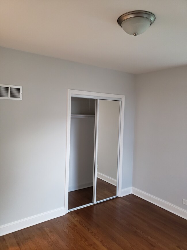 1343 Norfolk Ave, Westchester, IL 60154 - photo 5