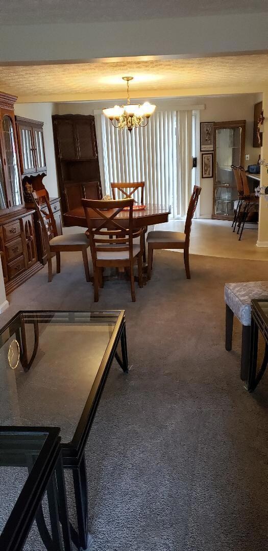 Dining rm