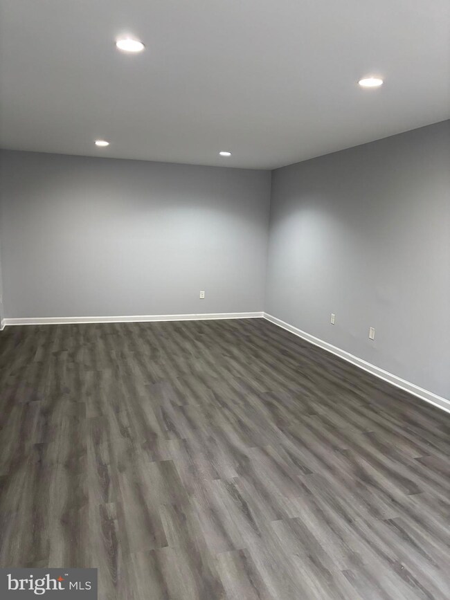 1953 Addison Rd S, District Heights, MD 20747 - photo 4