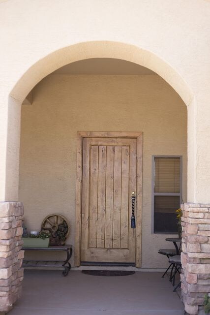 MewsFrontDoor