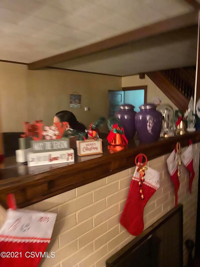 15 E Commerce St, Shamokin, PA 17872 - photo 4