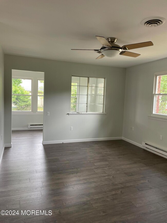 4B Quincy Dr, Whiting, NJ 08759 - photo 4