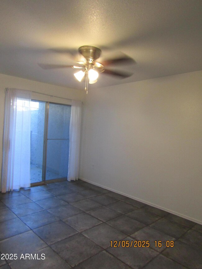 1331 W Baseline Rd unit 102, Mesa, AZ 85202 - photo 3