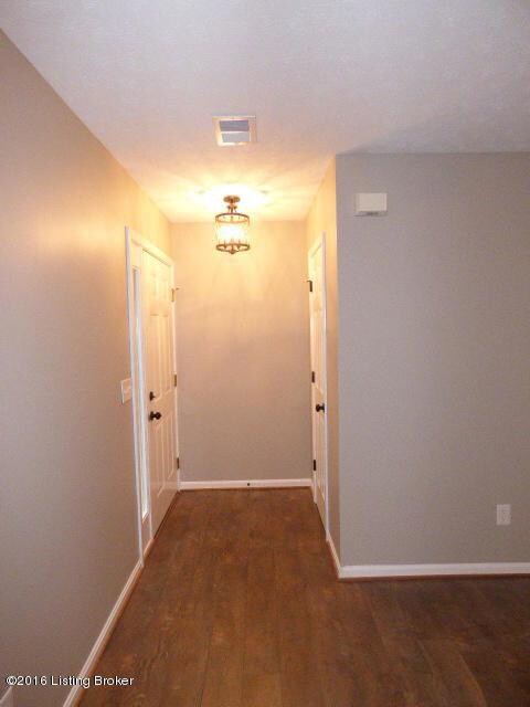 7917 Grand Cascade Dr unit 7402, Louisville, KY 40228 - photo 5