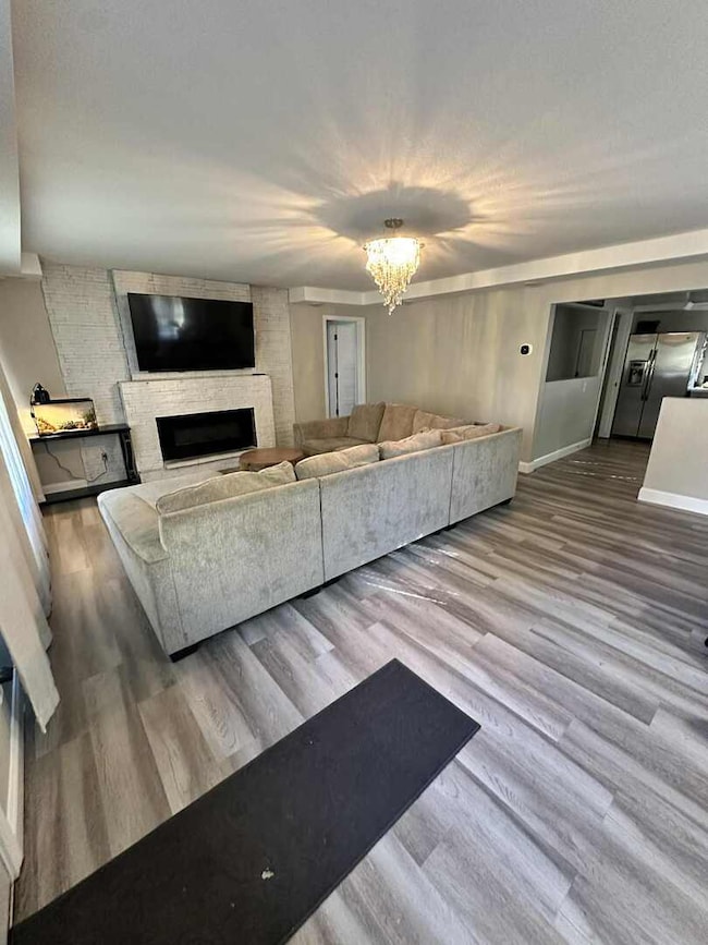 2407 Gideon Ave, Zion, IL 60099 - photo 5