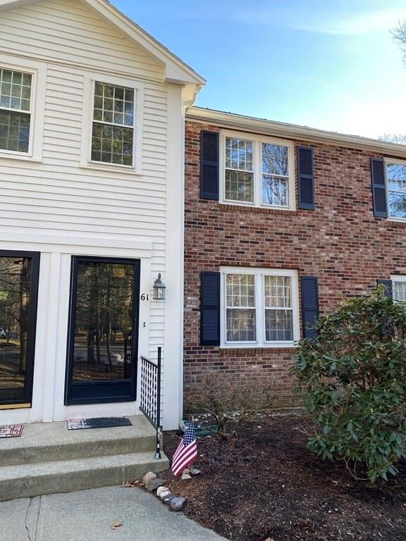 61 Old Meetinghouse Green, Norton, MA 02766 - photo 2