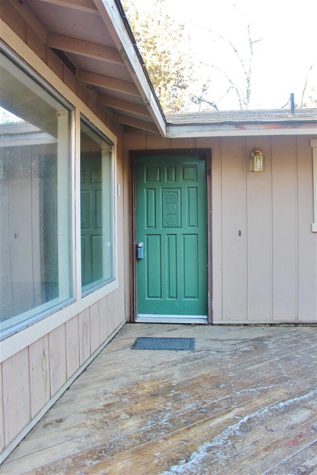 61511 Maid Marian Ct, Bend, OR 97702 - photo 7