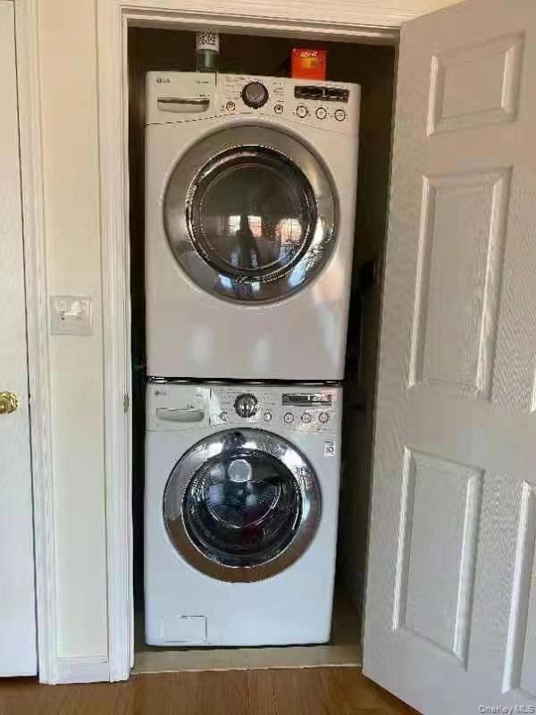 306 Weatherly Place unit 107, College Point, NY 11356 - photo 7