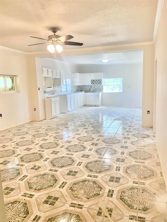 612 W Brady St, Decatur, TX 76234 - photo 6