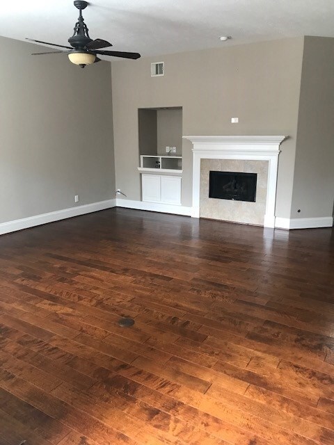 1014 Mustang Dr, Friendswood, TX 77546 - photo 5