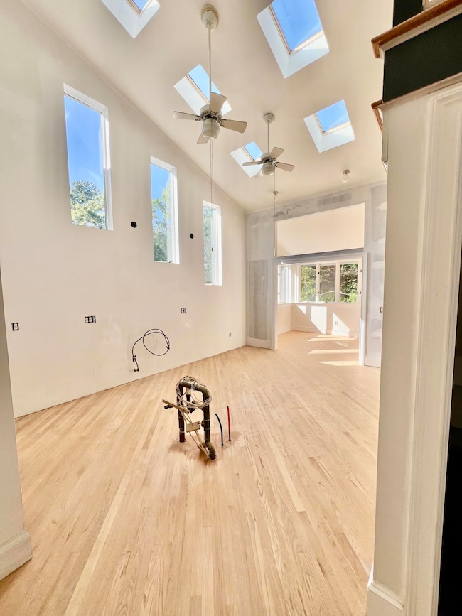 86 Harry Kemp Way unit 2, Provincetown, MA 2657 - photo 2