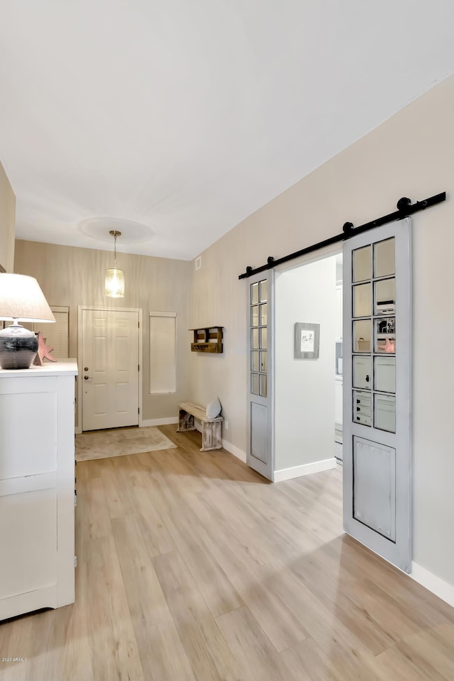 10226 E Laguna Azul Ave, Mesa, AZ 85209 - photo 7