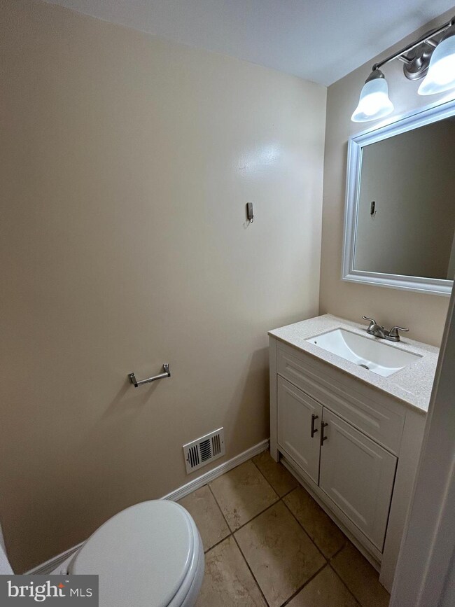 18111 Kitchen House Ct, Germantown, MD 20874 - photo 7