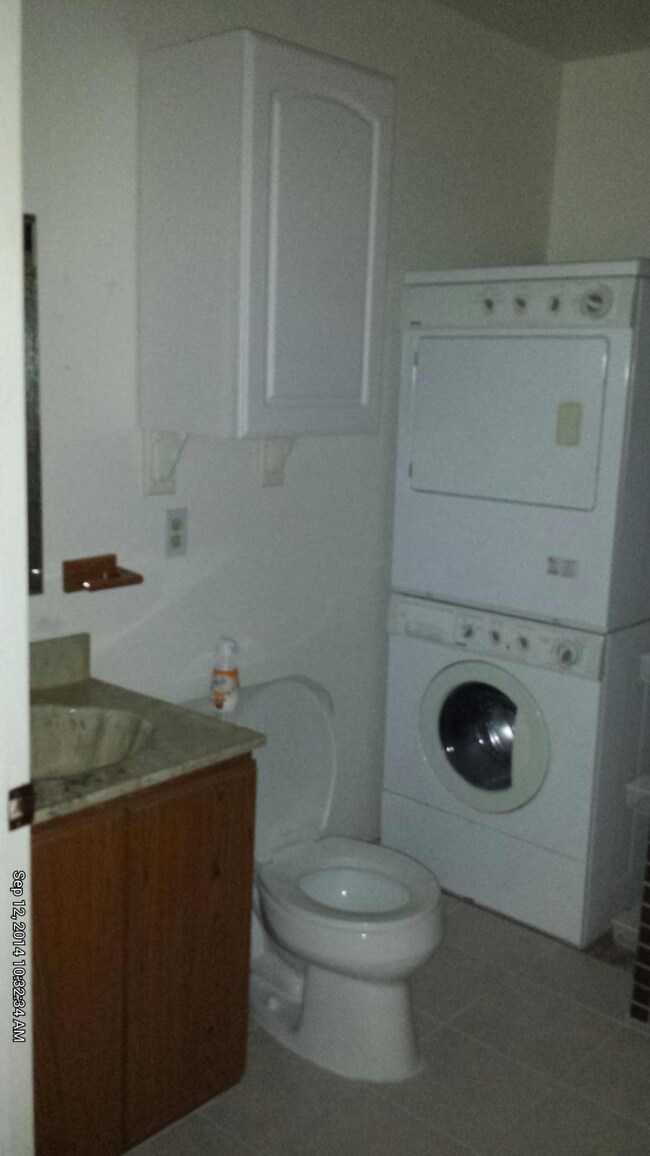 3993 Mary bath 2 view 1