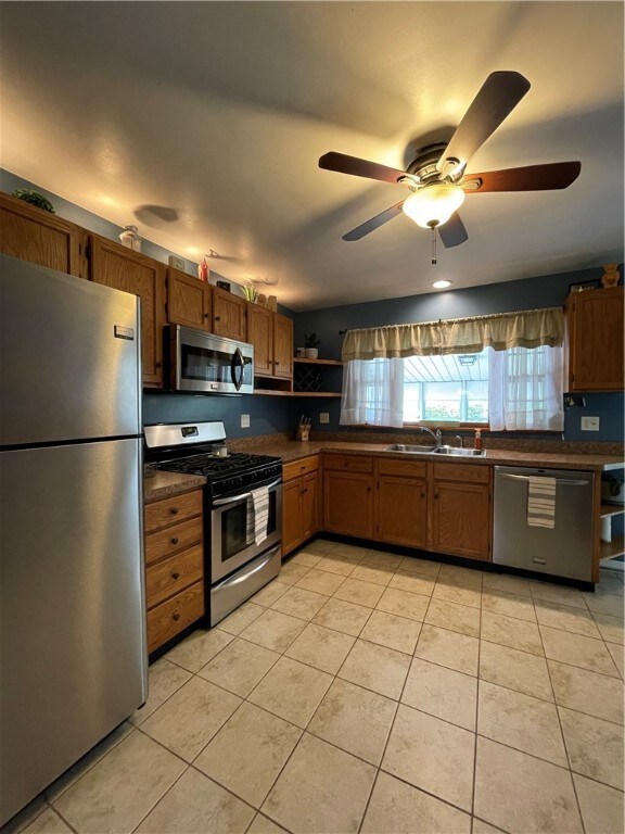 3503 Hampshire Rd, Erie, PA 16506 - photo 3