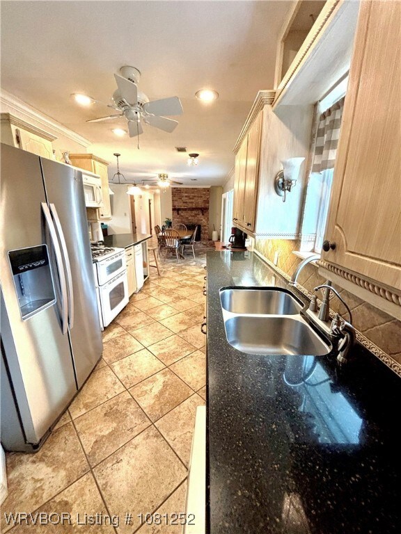 8436 Sebastian Lake Dr, Hackett, AR 72937 - photo 5