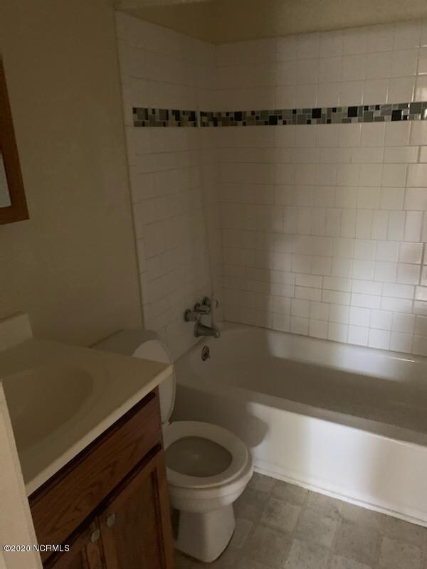 515 Oak Ln, Jacksonville, NC 28540 - photo 5