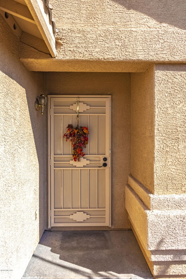 5234 W Canyon Towhee St__038