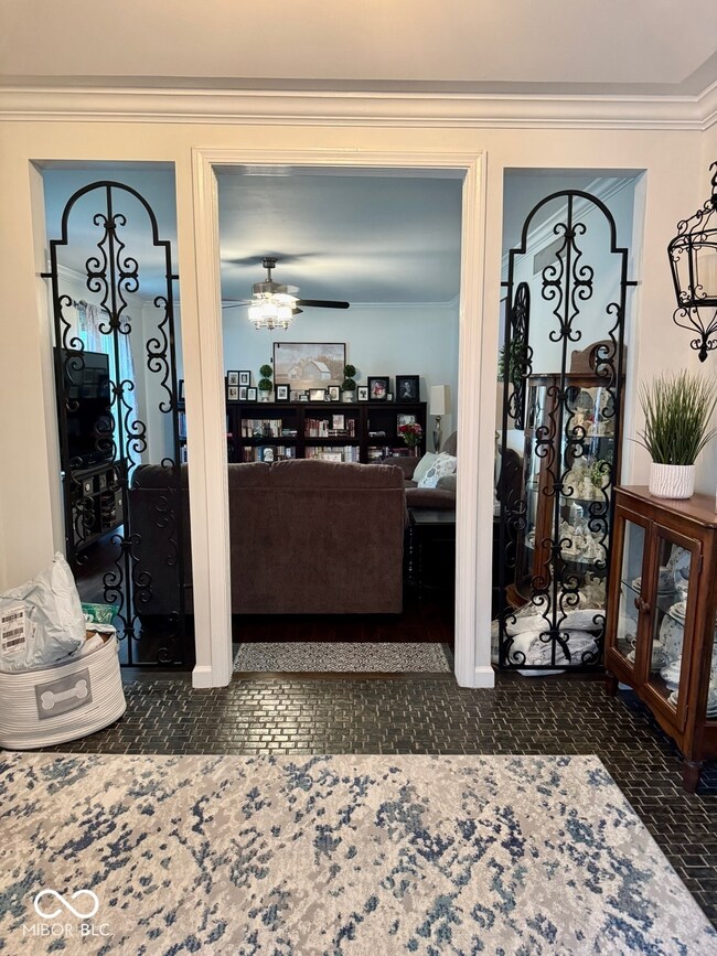 3130 Taylor Rd, Columbus, IN 47203 - photo 6