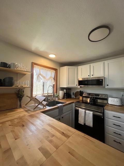 460 Maxatawny Dr, Pocono Lake, PA 18347 - photo 3