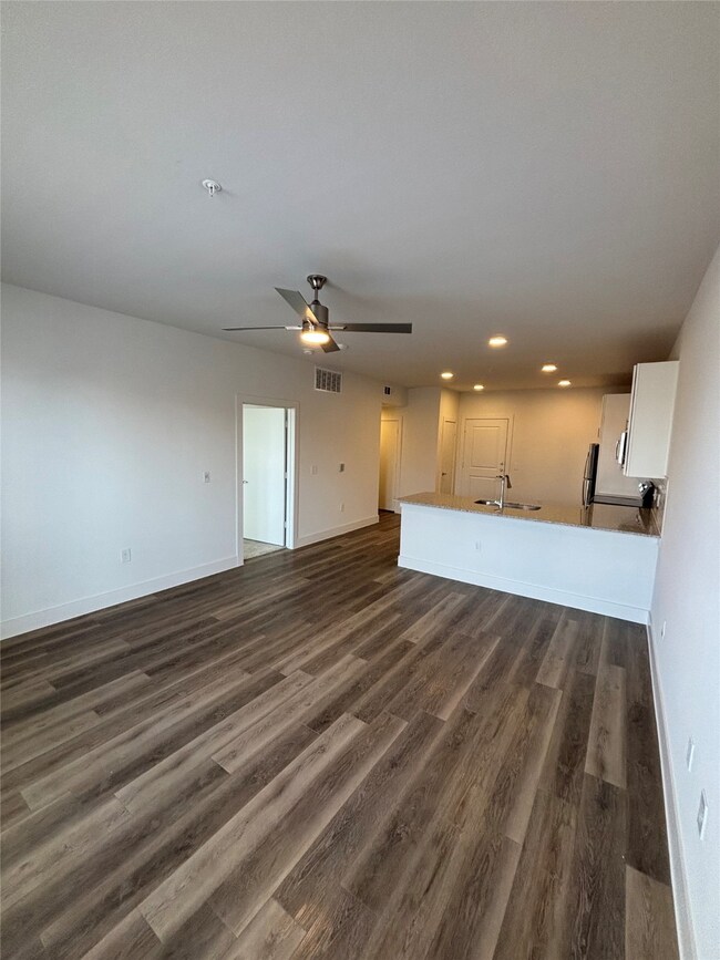 300 N McDonald St unit 1103, McKinney, TX 75069 - photo 5