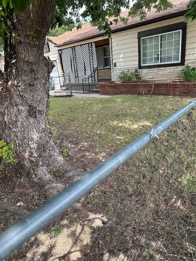 508 SW 18th St, Lawton, OK 73501 - photo 2