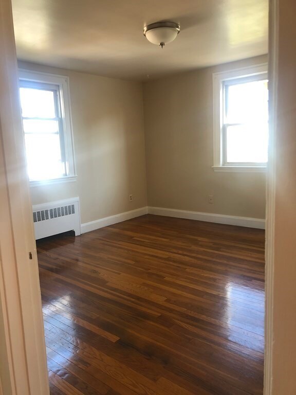 71 Fuller St unit 2, Waltham, MA 02453 - photo 7