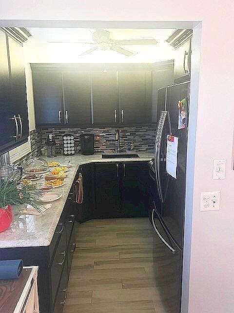 194 Windsor I unit 194, West Palm Beach, FL 33417 - photo 2