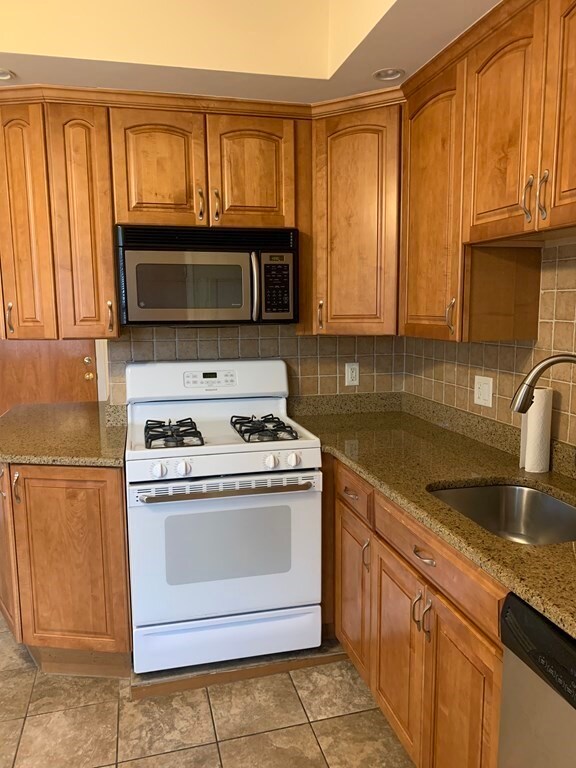 116 Berkshire St unit 1, Cambridge, MA 02141 - photo 3