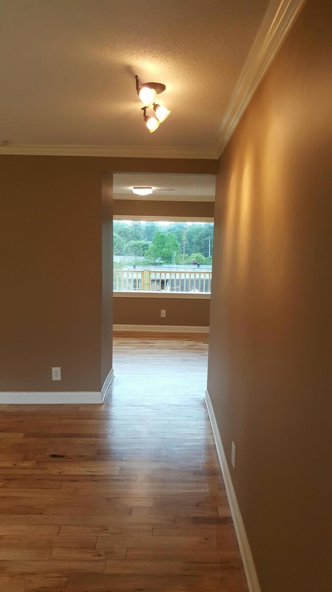 1404 Highland Way, Hixson, TN 37343 - photo 6