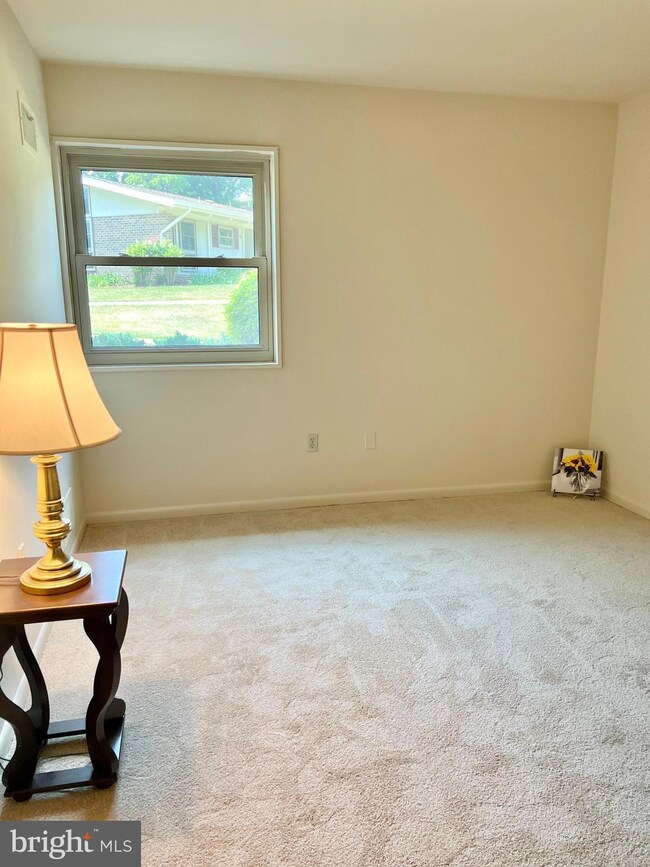 3364 Gleneagles Dr unit 711F, Silver Spring, MD 20906 - photo 7