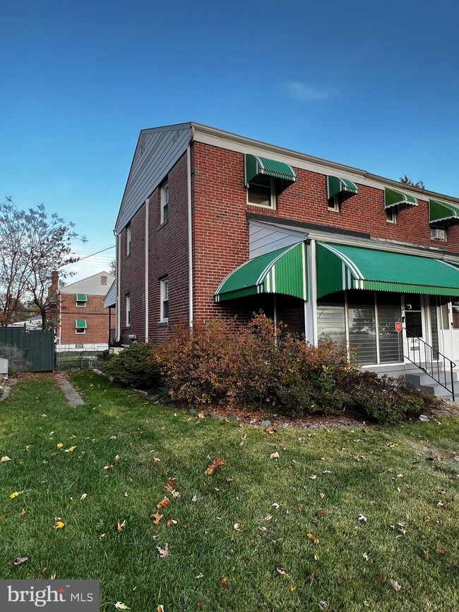 2637 Liberty Pkwy, Dundalk, MD 21222 - photo 3