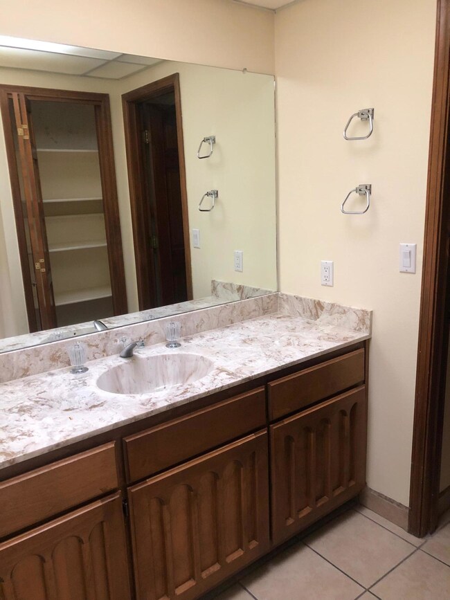 5811 Knollwood Dr NE, Albuquerque, NM 87109 - photo 7