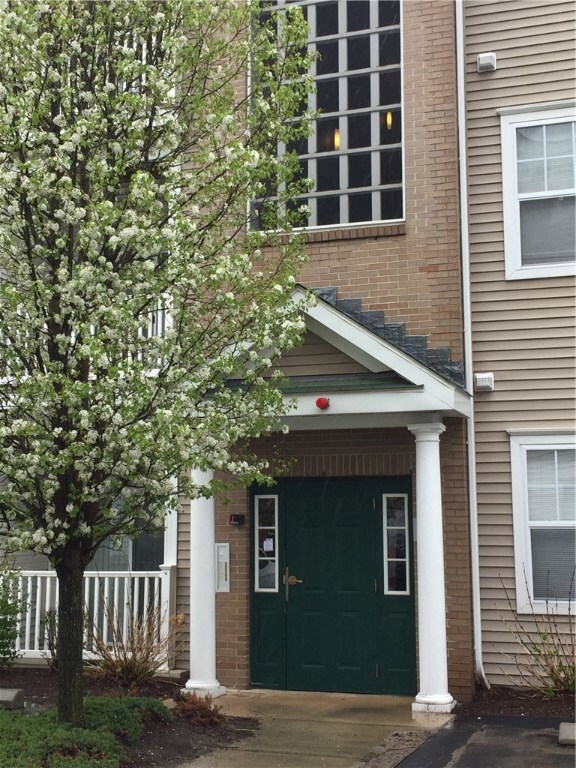 82 Mill St unit 303, Woonsocket, RI 02895 - photo 2