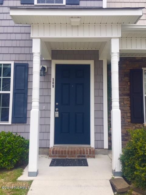 509 Doris Place Dr, Jacksonville, NC 28540 - photo 2