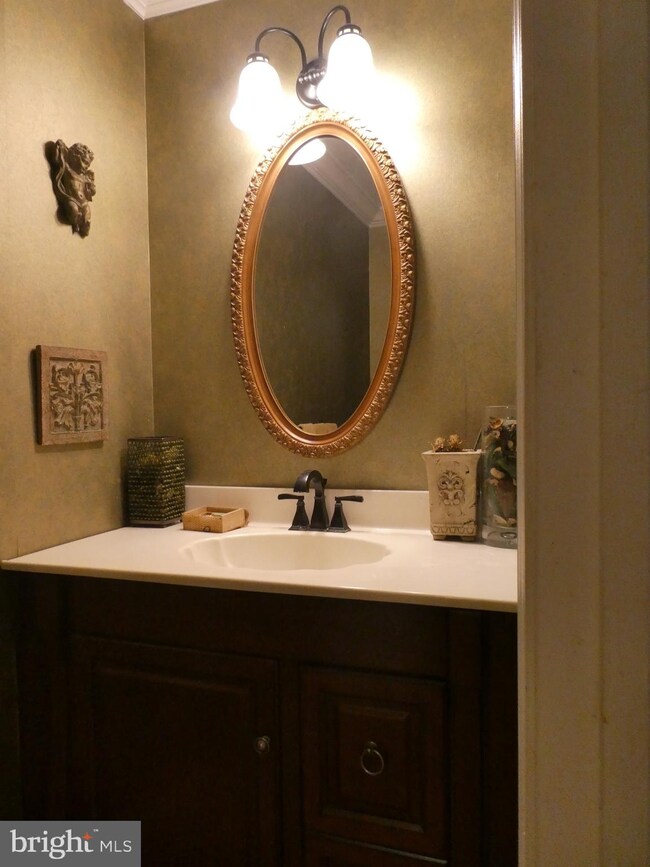 3044 Brownstone Ct, Burtonsville, MD 20866 - photo 7