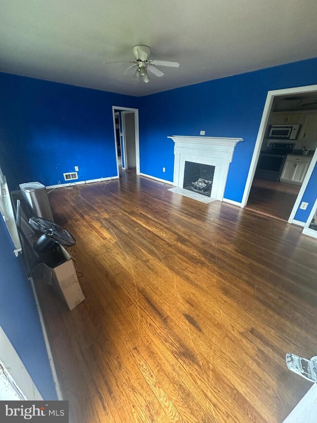 426 Azalea St, Culpeper, VA 22701 - photo 2