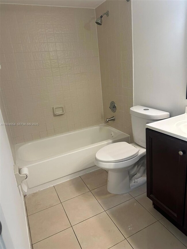 6346 SW 136th Ct unit 107-H, Miami, FL 33183 - photo 4