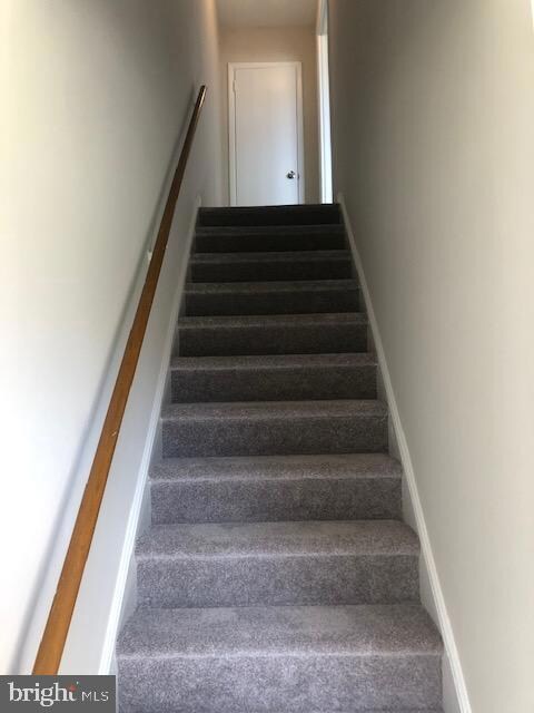 133 Byberry Rd unit C06, Hatboro, PA 19040 - photo 2