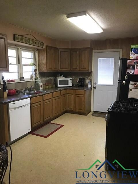 1822 Knob Hill Dr, Tyler, TX 75701 - photo 5