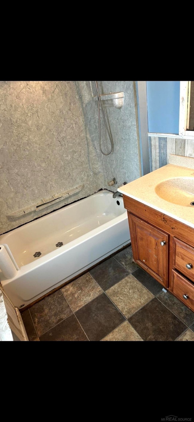 117 Helen Ave, Otsego, MI 49078 - photo 2