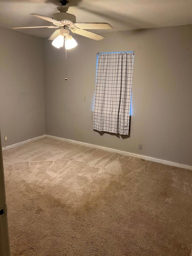 760 Betty Ln, Hurst, TX 76053 - photo 5