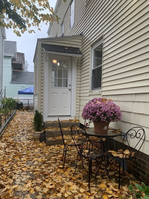 119R Sciarappa St, Cambridge, MA 02141 - photo 4