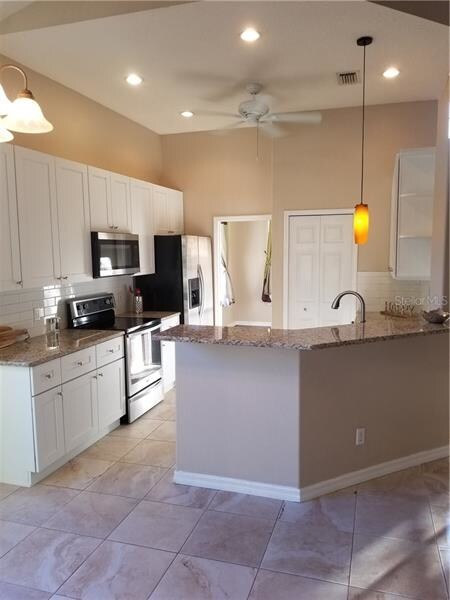 New kitchen